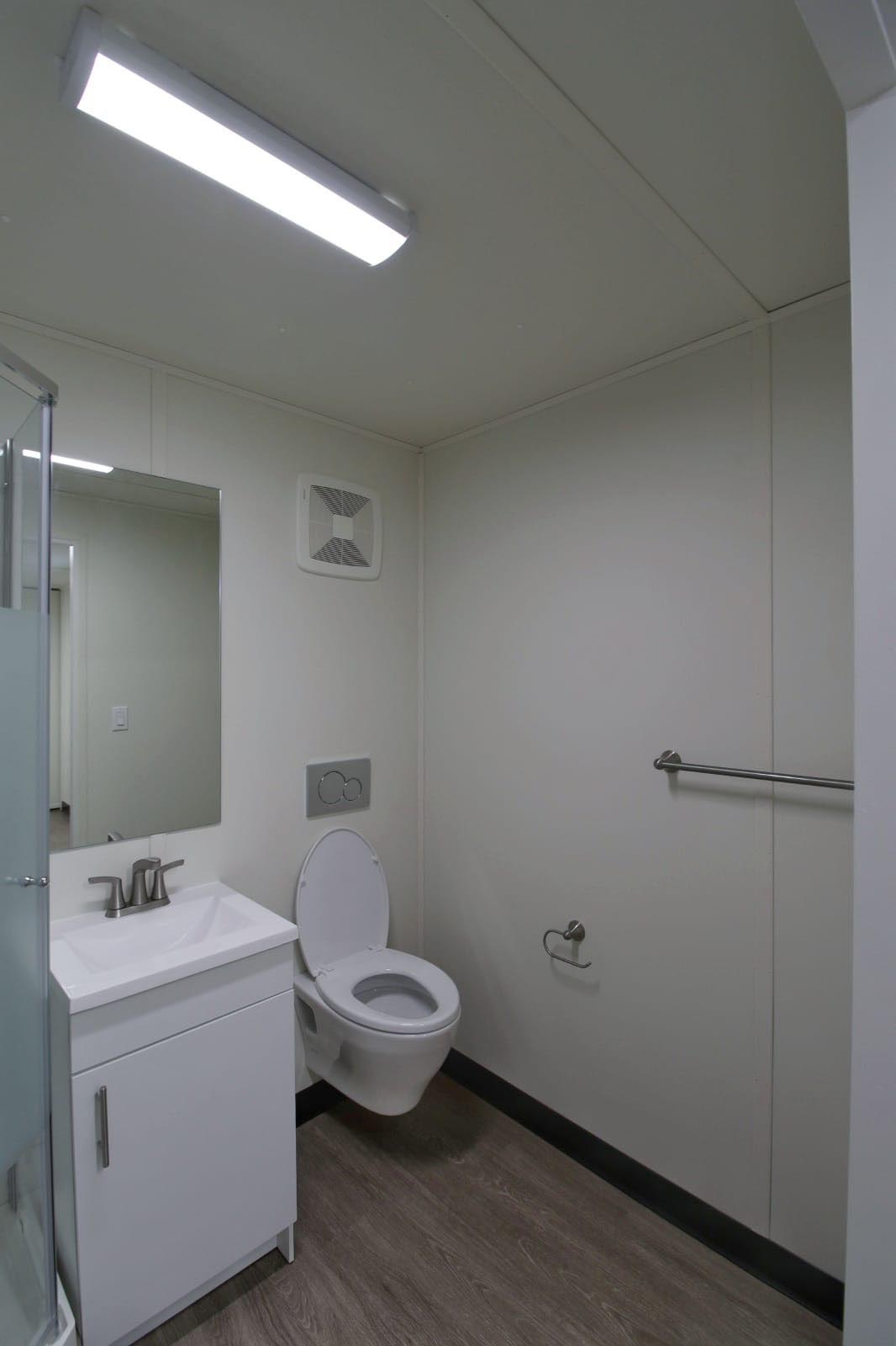 20′ Site office + Washroom - Custom Cubes
