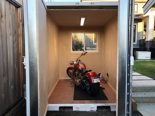 Laneway Motorcycle Garage - Custom Cubes