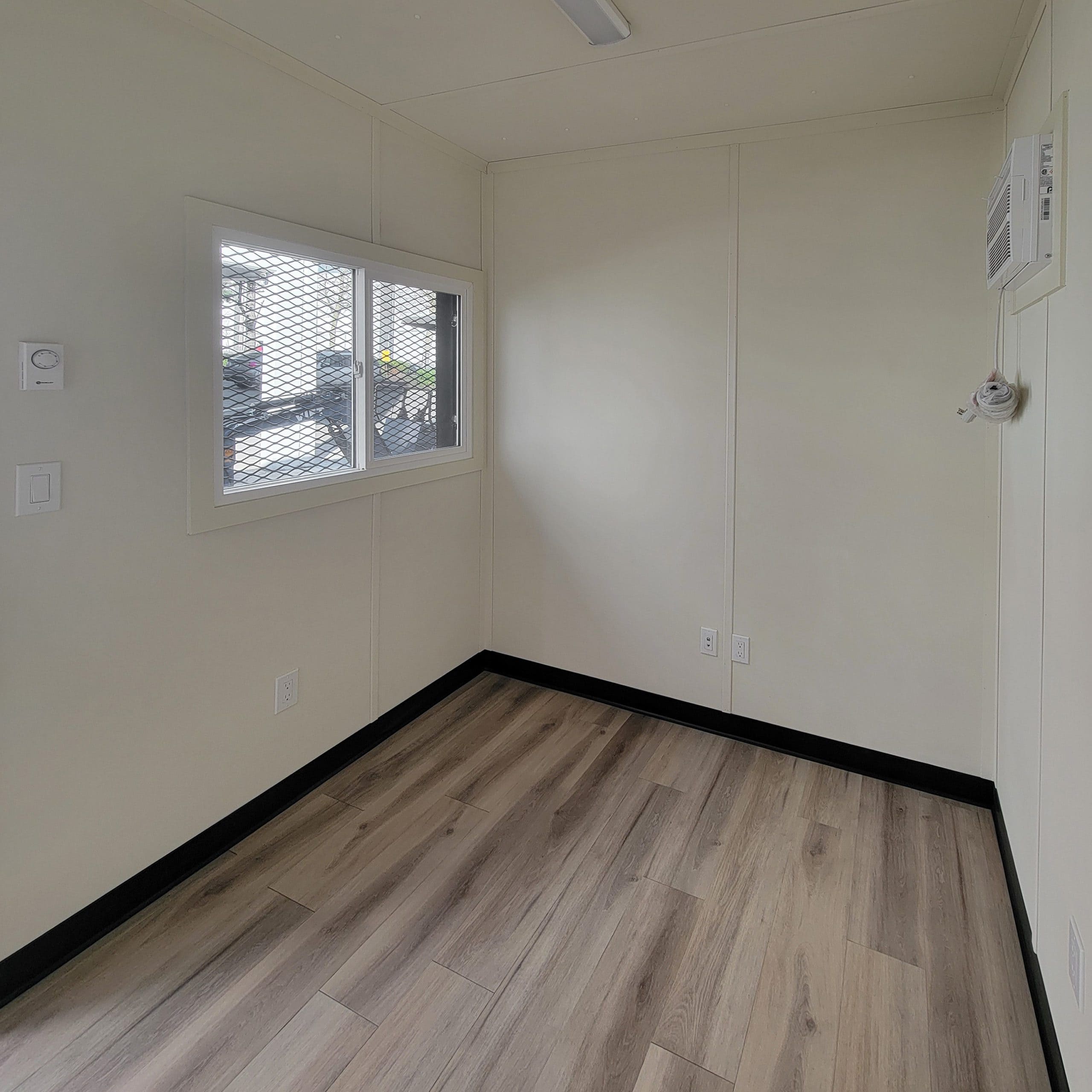 40’ OFFICE CUBE – 4 x Separate Offices - Custom Cubes
