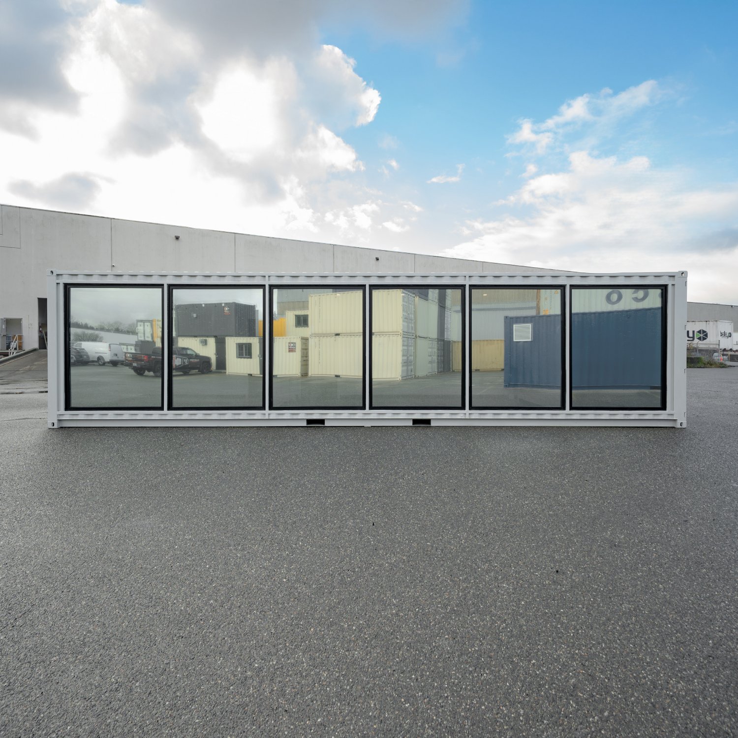 40’ x 10’ SALES CENTRE - Custom Cubes