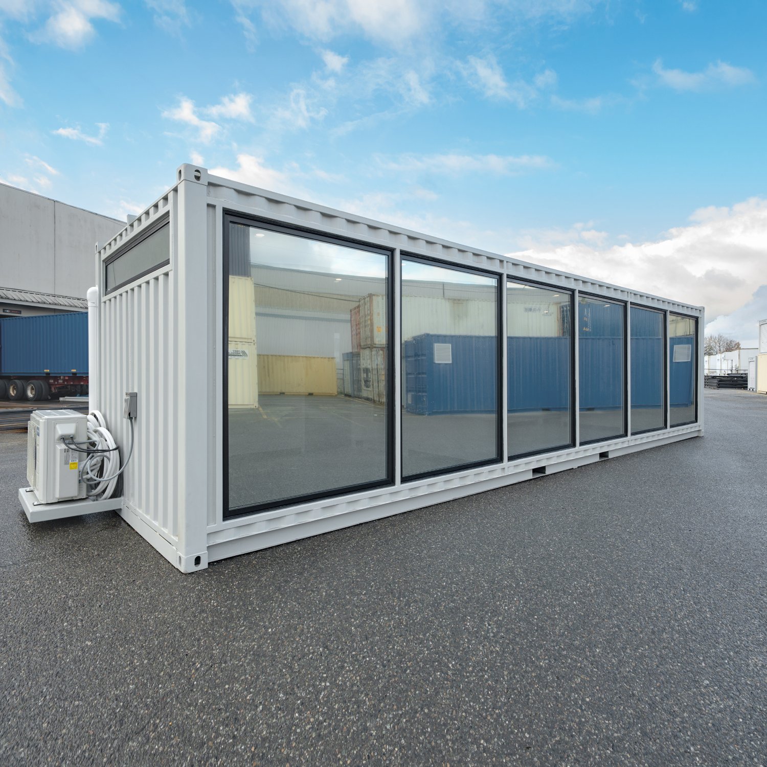 40’ x 10’ SALES CENTRE - Custom Cubes